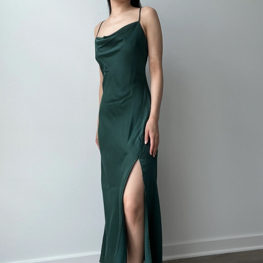 ASTR The Label Gaia Dress in Emerald Green size M